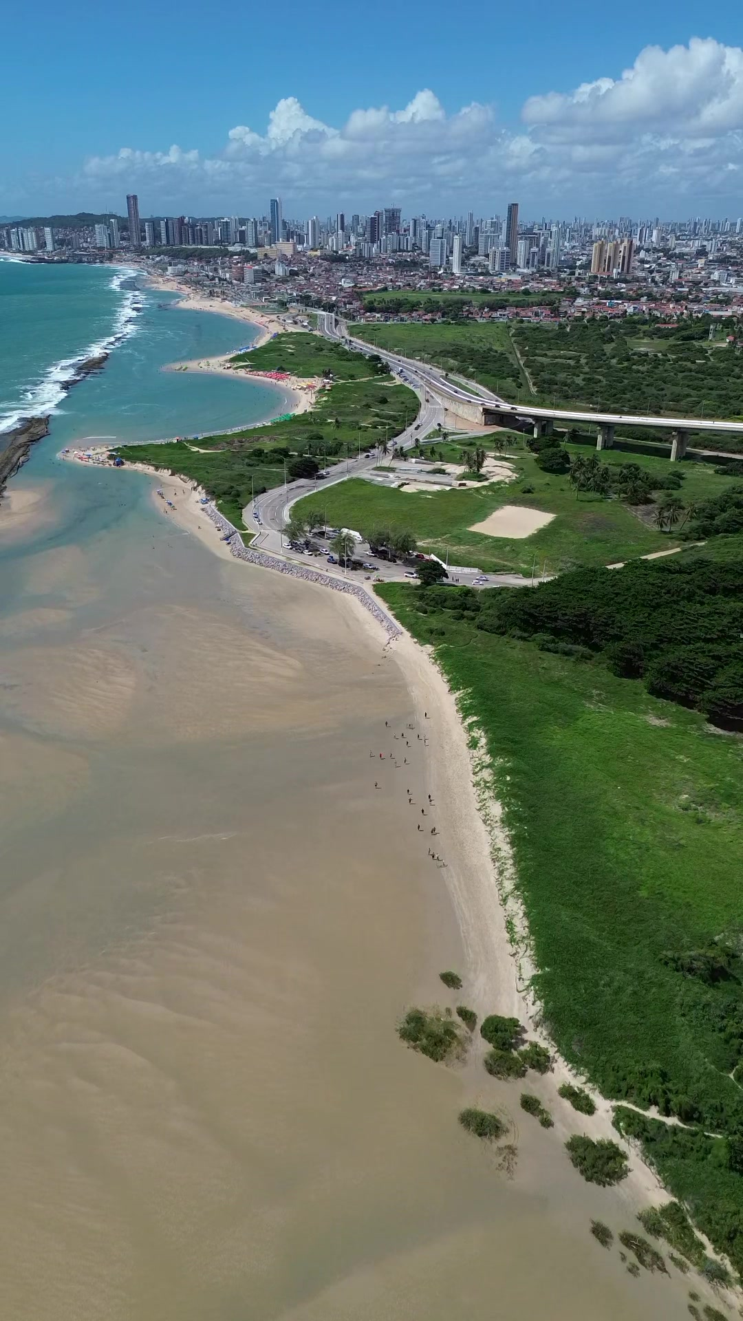 Filmagem de drone na Praia do Forte em Natal/RN